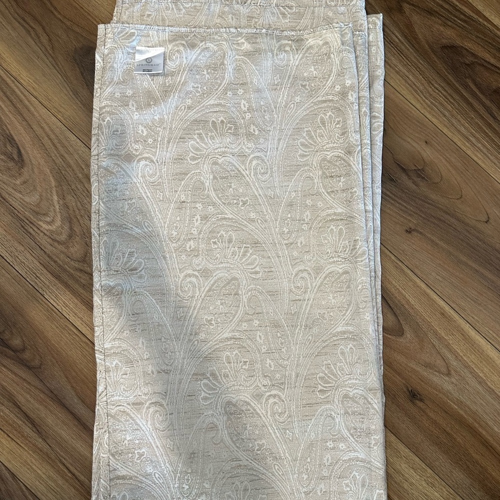 Shower curtain- Springmaid - Elegant Cream Paisley Shower Curtain